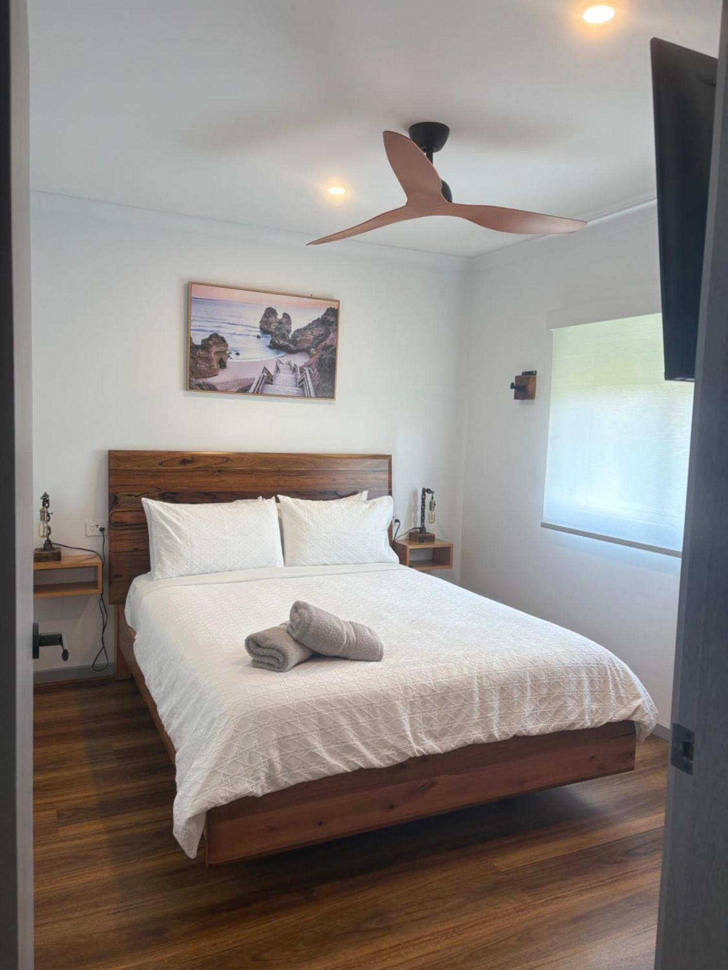 Luxury Holiday Unit 8Min Walk To Town Center With Boat Parking Mallacoota Ngoại thất bức ảnh